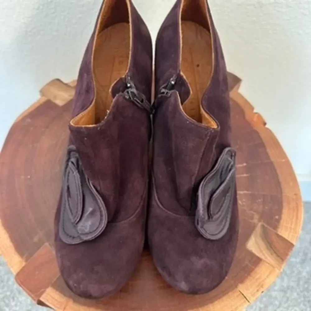 Chie Mihara Suede Leather Heeled‎ Shoes - Size 37